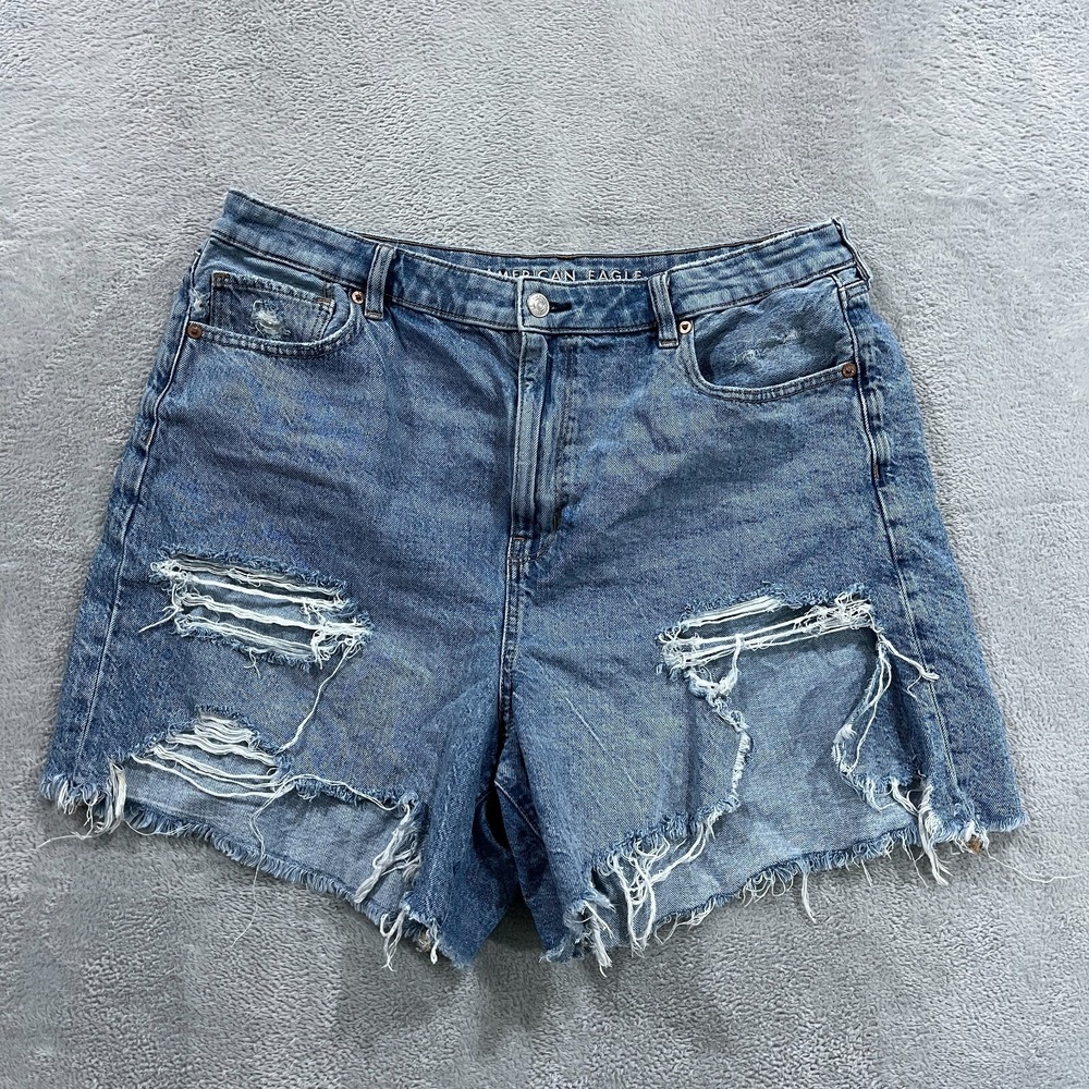American Eagle Baggy‎ Mom Shorts Women's 16 Distressed Denim 5" Inseam Y2K